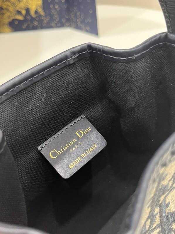 Small C'est Dior Bag Blue Dior Oblique Jacquard Bucket bag