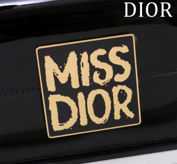 M2610UWIS_M900 (5) Miss Dior Flap Bag