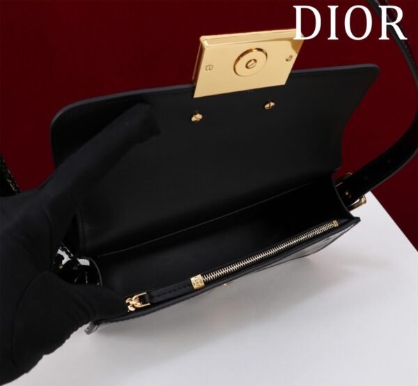 M2610UWIS_M900 (6) Miss Dior Flap Bag