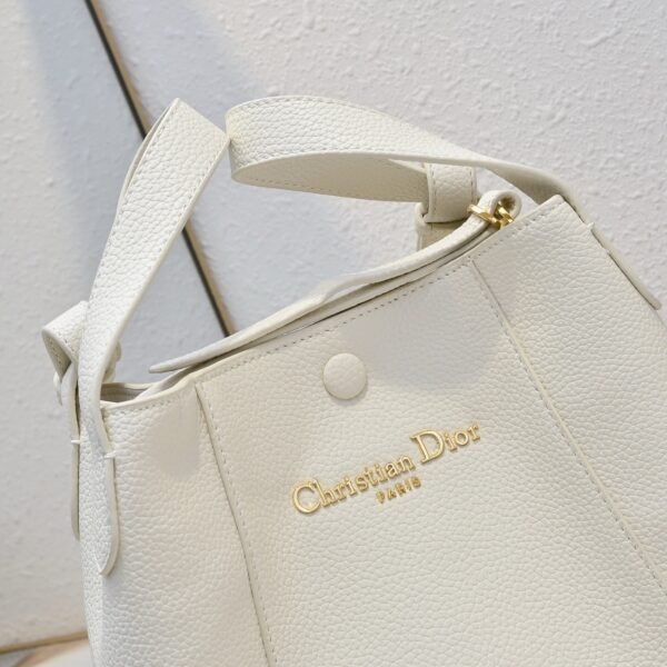 M2840USKU_M030 (6) Dior Small Signature Bucket Bag White