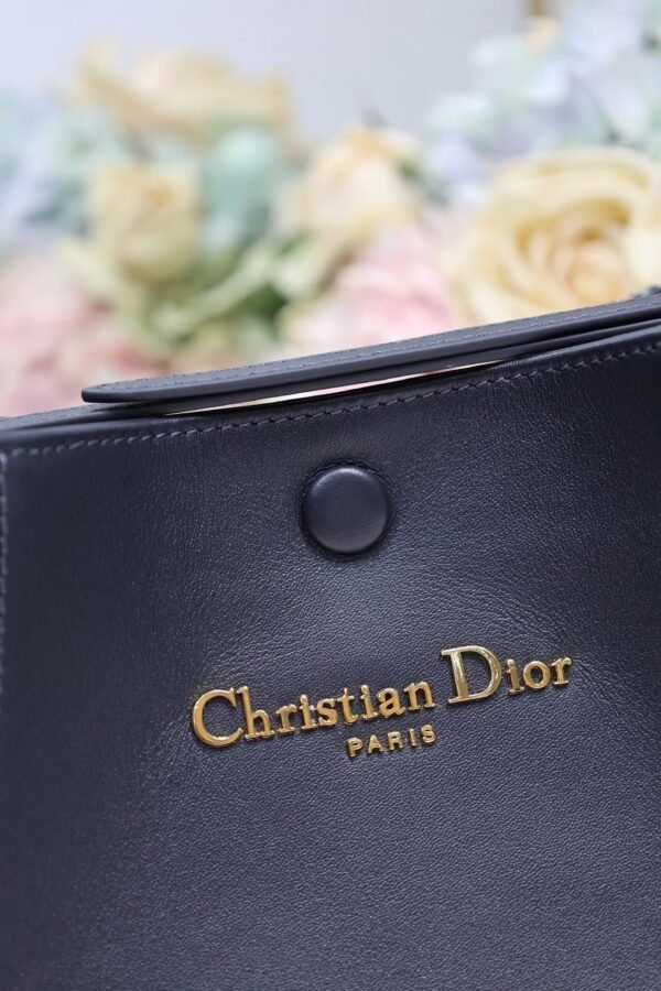 Dior Medium Signature Bucket Bag Blue Dior Oblique Jacquard