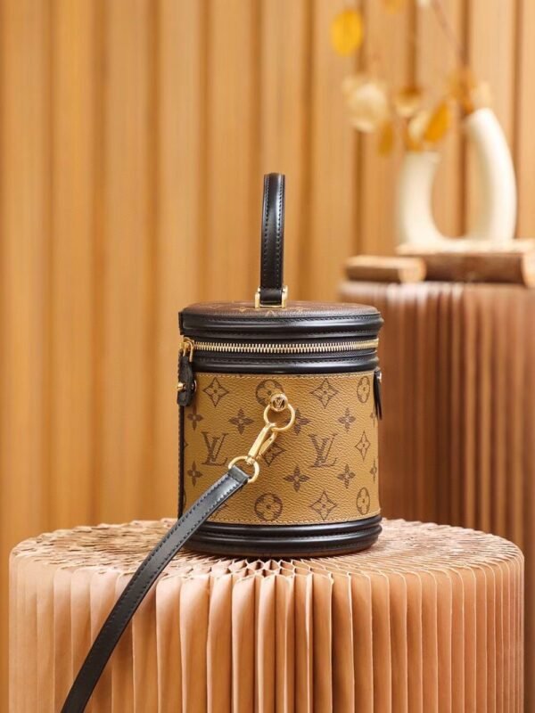 LOUIS VUITTON Cannes M43986