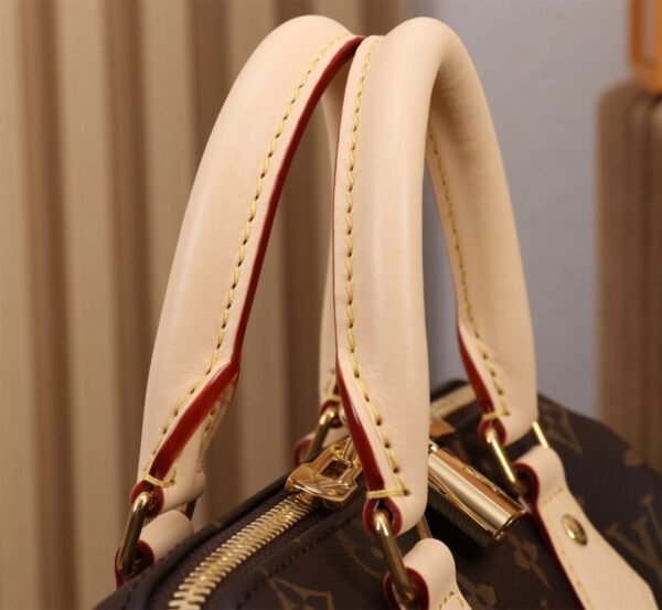 M46222 (2) LOUIS VUITTON Speedy Bandoulière 20 M46222