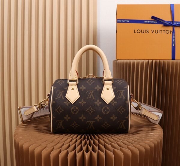 M46222 (5) LOUIS VUITTON Speedy Bandoulière 20 M46222