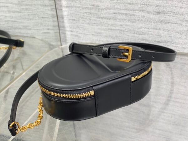 S2201UMFV_M900 (1) Dior CD Signature Oval Camera Bag