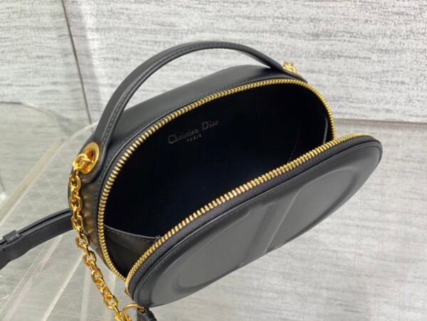 S2201UMFV_M900 (2) Dior CD Signature Oval Camera Bag