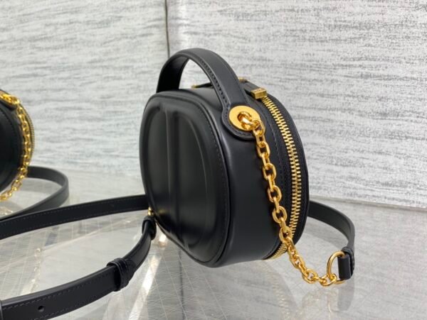 S2201UMFV_M900 (9) Dior CD Signature Oval Camera Bag