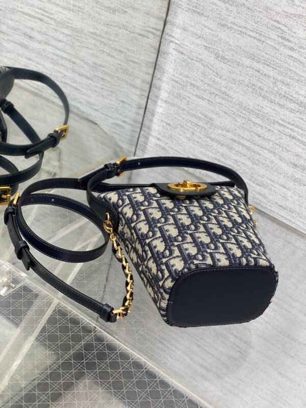 DIOR Amber 30 Montaigne Mini Bucket Bag