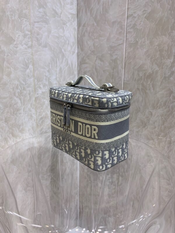S5417VRIW-M932 (13) Dior Oblique cosmetic bag/toiletries bag