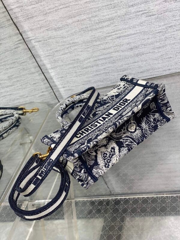 S5573CRGO_M928 (4) Mini Dior Book Tote Blue