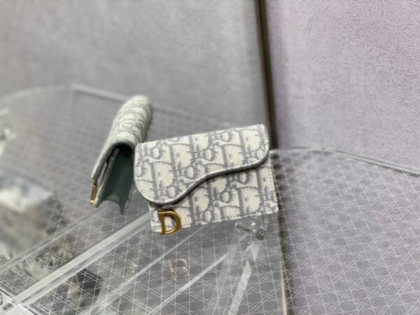 S5611CTZQ_M932 (8) Saddle Bloom Card Holder