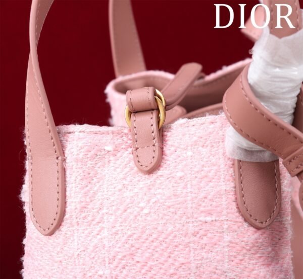 Signature-pink-M (7) Dior Medium Signature Bucket Bag Pink