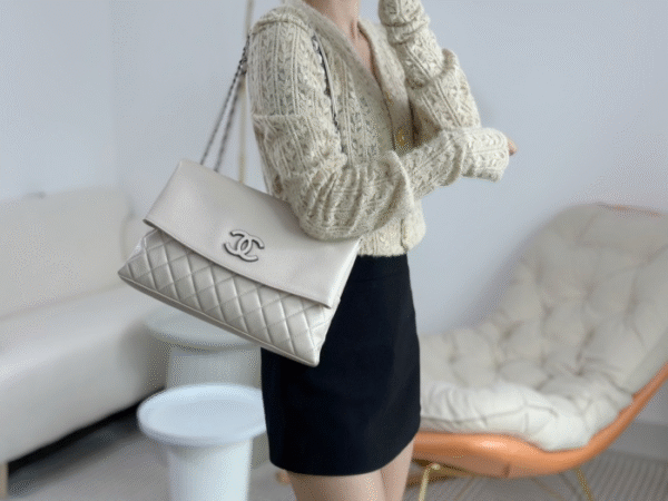 Chanel A07095 Beige Flap Chain Shoulder Bag and Crossbody Bag
