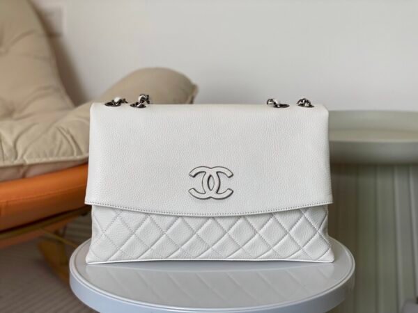 Chanel A07095 Beige Flap Chain Shoulder Bag and Crossbody Bag