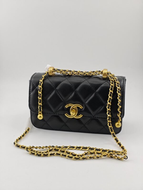 Chanel Calfskin 19cm Flap Bag Black