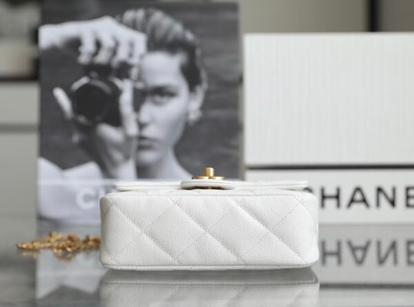 CHANEL 23P Spring and Summer New Style Heart Adjustment Buckle