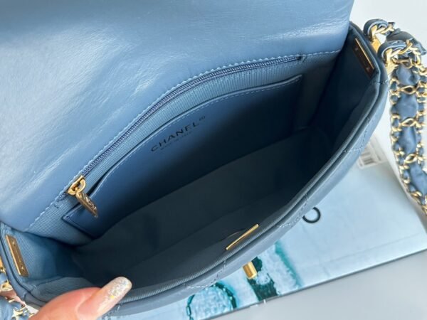 chanel AS4423 (7) Chanel 23K 19 Chain Flap Bag Vintage Calfskin