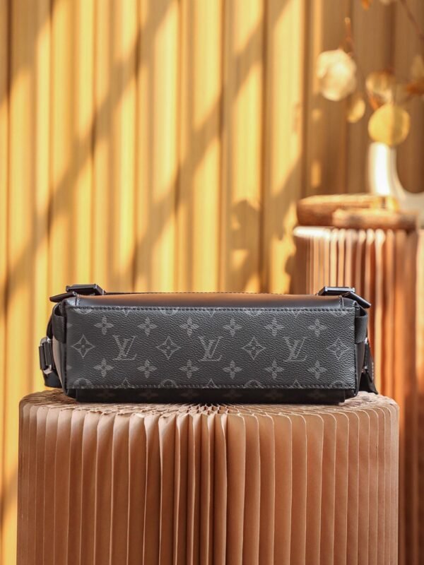 louisvuitton Messenger PM Voyager M40511