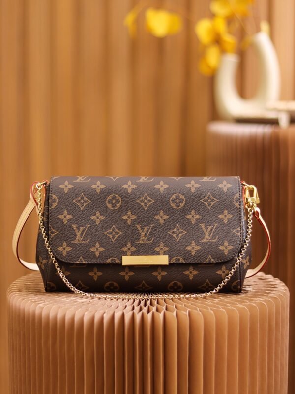m40718 (9) LOUIS VUITTON Favorite MM M40718