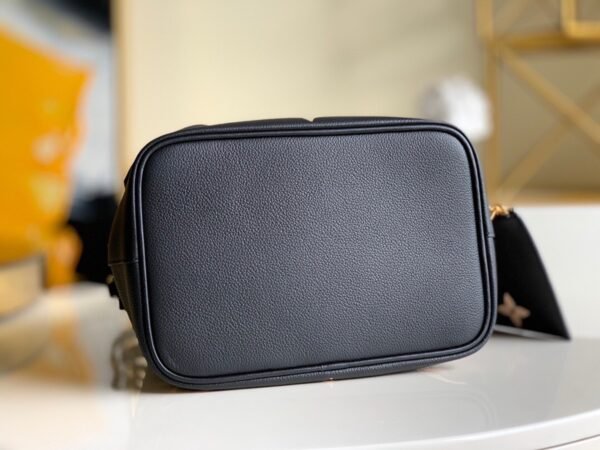 m45497 (7) LOUIS VUITTON NéoNoé MM m45497