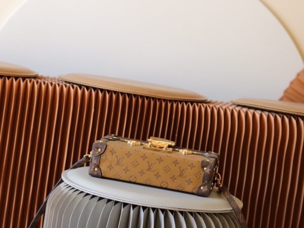 m45960 (1) LOUIS VUITTON Petite Malle m45960