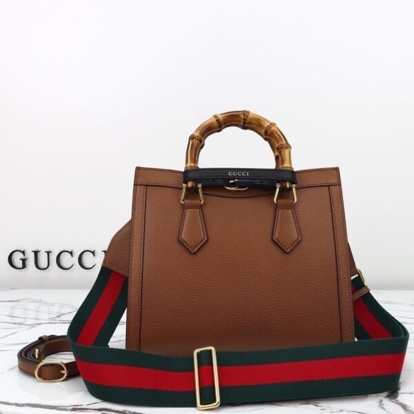 GUCCI DIANA series medium bamboo tote bag