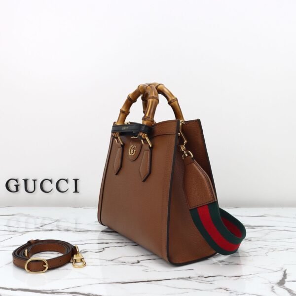 GUCCI DIANA series medium bamboo tote bag
