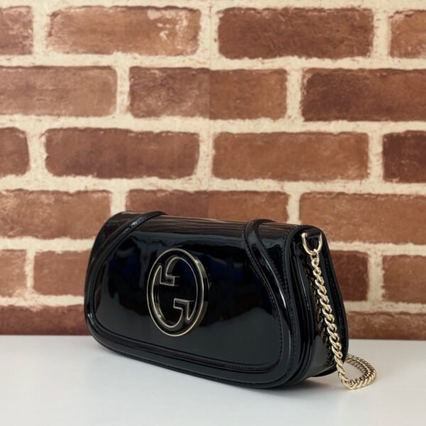 GUCCI BLONDIE series medium shoulder bag