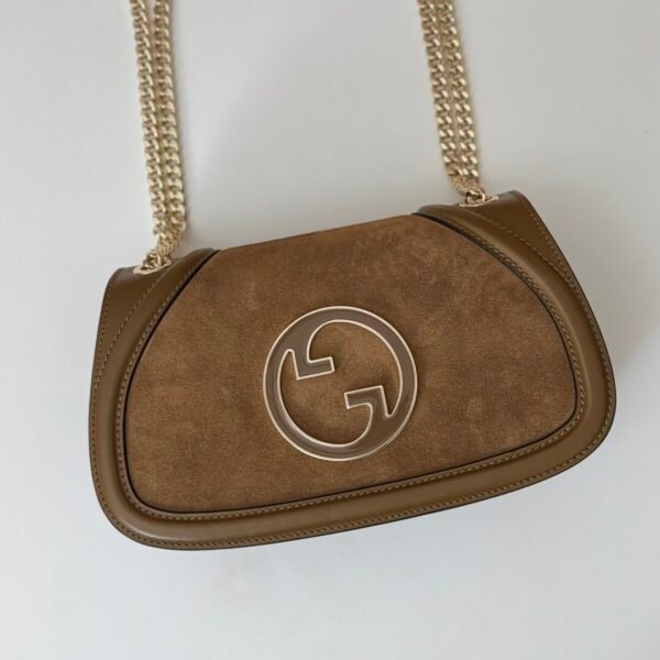 GUCCI BLONDIE series medium shoulder bag