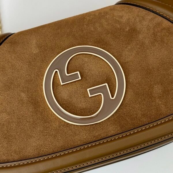 GUCCI BLONDIE series medium shoulder bag