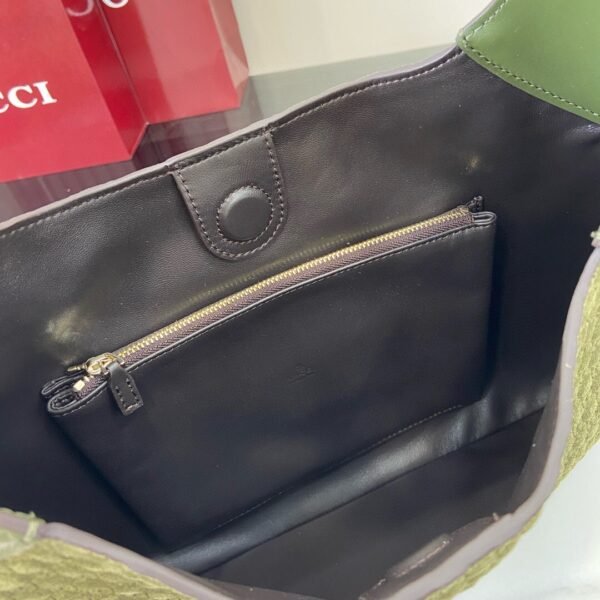 GUCCI BODY double lock large shoulder bag