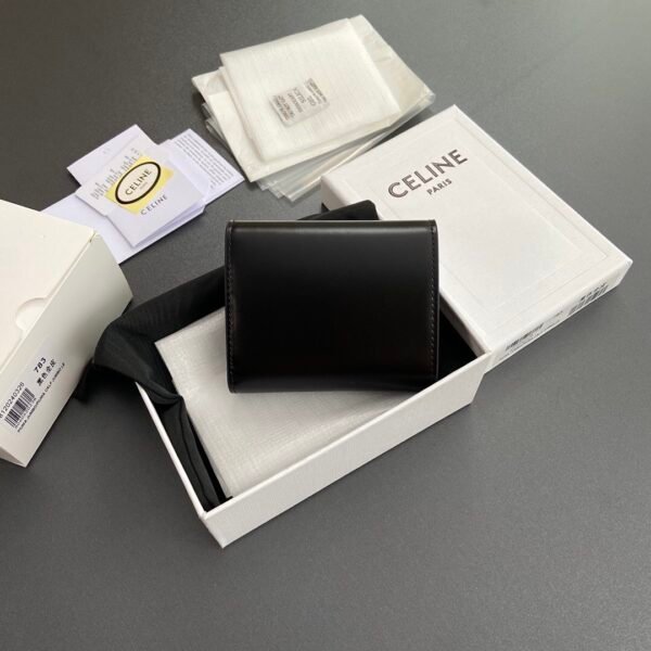 10D783DPV (5) SMALL FLAP WALLET TRIOMPHE IN SHINY CALFSKIN