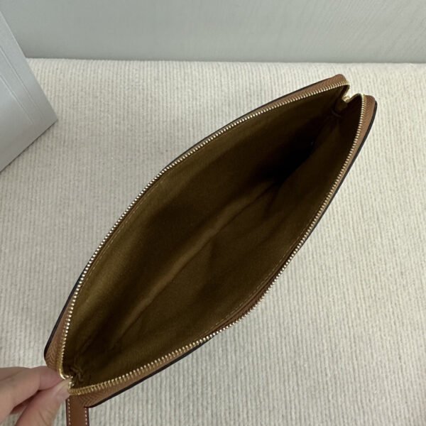 10J502FES (6) SMALL POUCH WITH STRAP CUIR TRIOMPHE IN TRIOMPHE CANVAS WITH CELINE PRINT