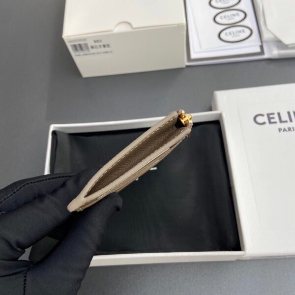 ESSENTIALS zippered short card holder