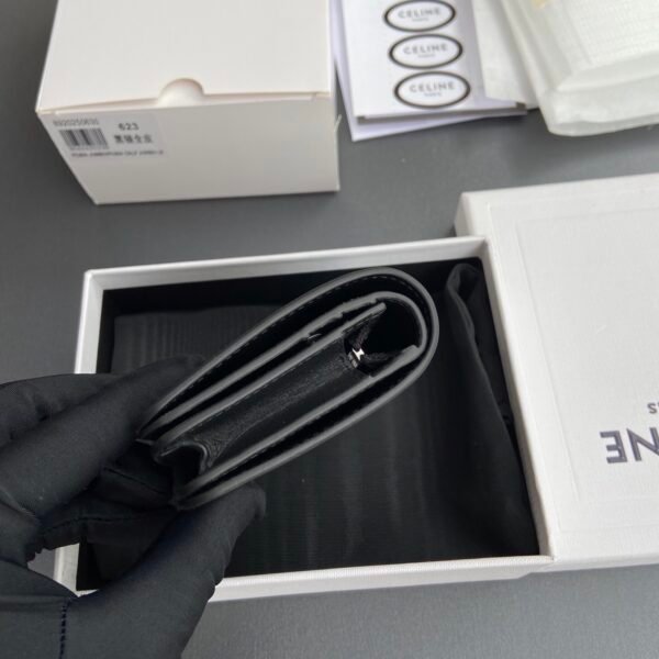 TRIOMPHE COMPACT WALLET IN SHINY CALFSKIN