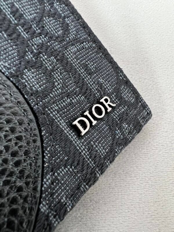 2ADCH169YKS_H03E (3) Saddle Vertical Bifold Card Holder