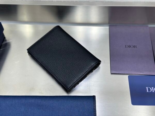 2ADCH169YKS_H27E (1) Saddle Vertical Bifold Card Holder