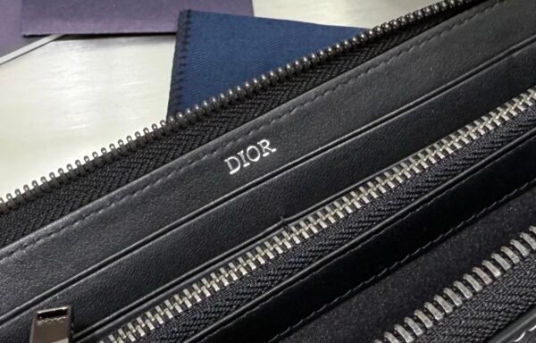 2ESBC252CDI_HOON (6) Long Zip Wallet