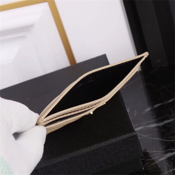 CASSANDRE MATELASSÉ CARD CASE IN GRAIN DE POUDRE LEATHER