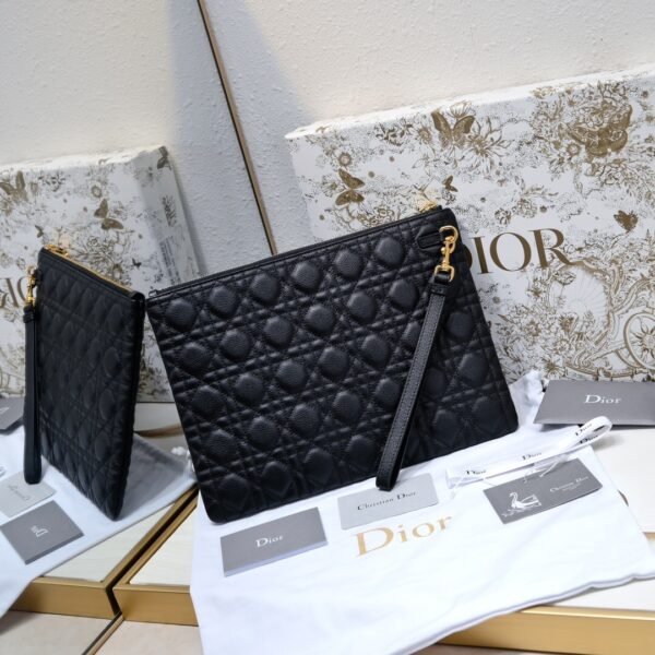 5086UWHC_M900 (2) Large Dior Caro Daily Clutch