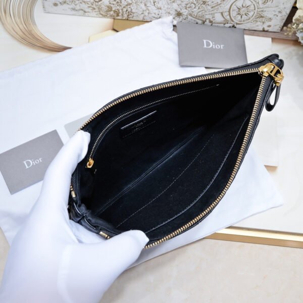 5086UWHC_M900 (4) Large Dior Caro Daily Clutch