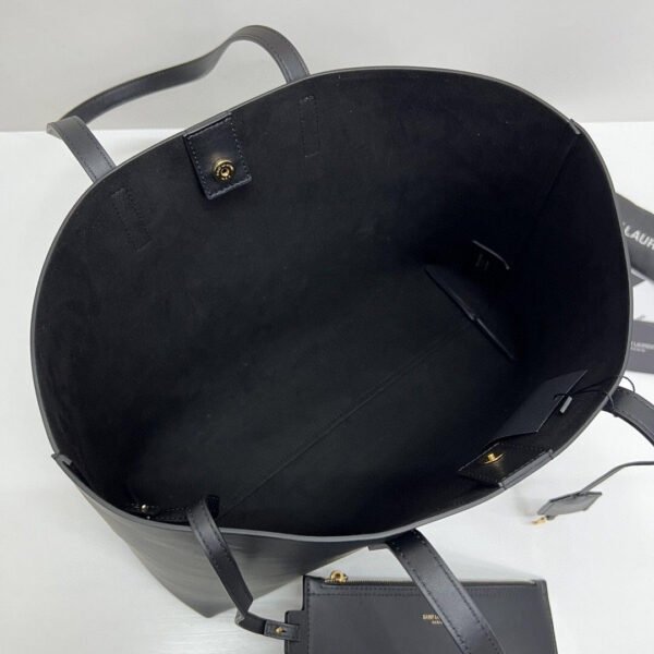 SHOPPING SAINT LAURENT IN LEATHER