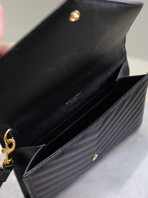 CASSANDRE MATELASSÉ FLAP POUCH IN GRAIN DE POUDRE LEATHER