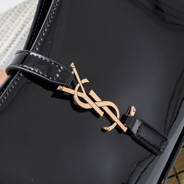 657228B870W1000 (2) LE 5 À 7 IN PATENT LEATHER