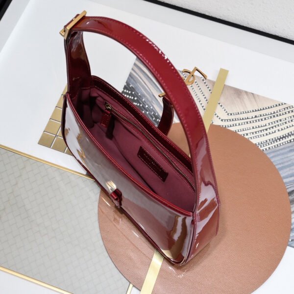 657228B870W6413 (7) LE 5 À 7 IN PATENT LEATHER