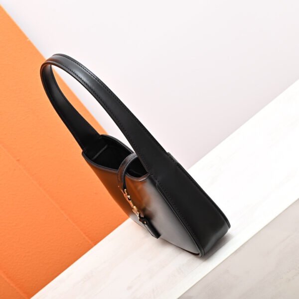 7103182R20W1000 (3) MINI LE 5 À 7 IN SMOOTH LEATHER