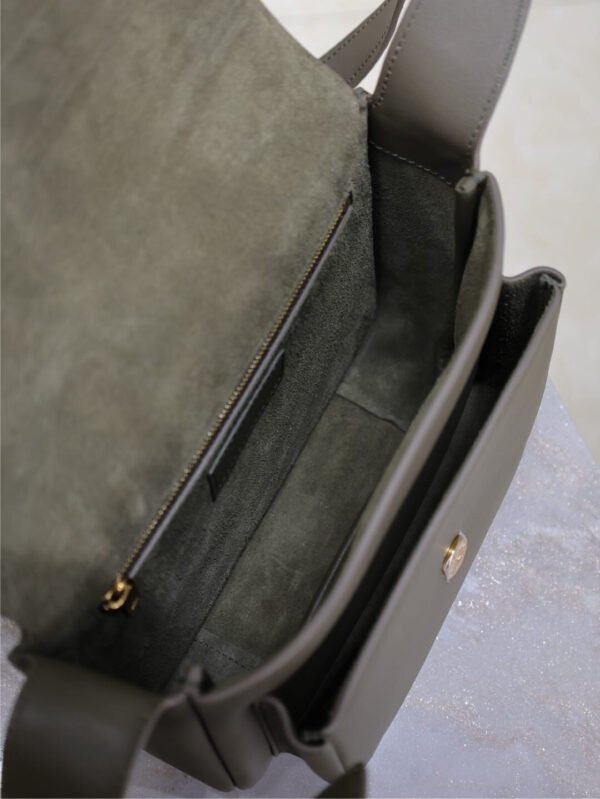 NIKI SATCHEL IN LEATHER