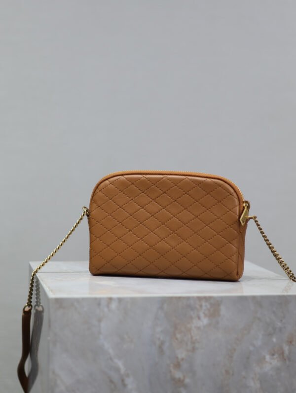 7336671EL072760 (5) GABY ZIPPERED POUCH IN LAMBSKIN