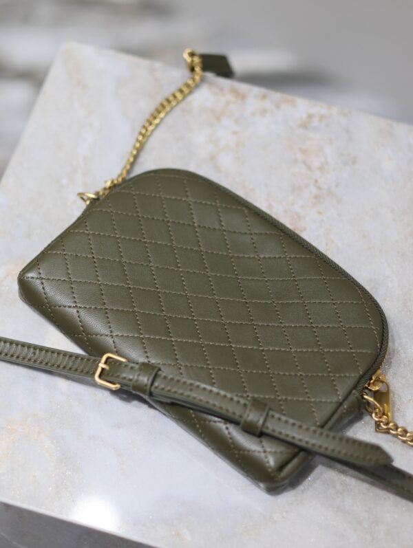 GABY ZIPPERED POUCH IN LAMBSKIN