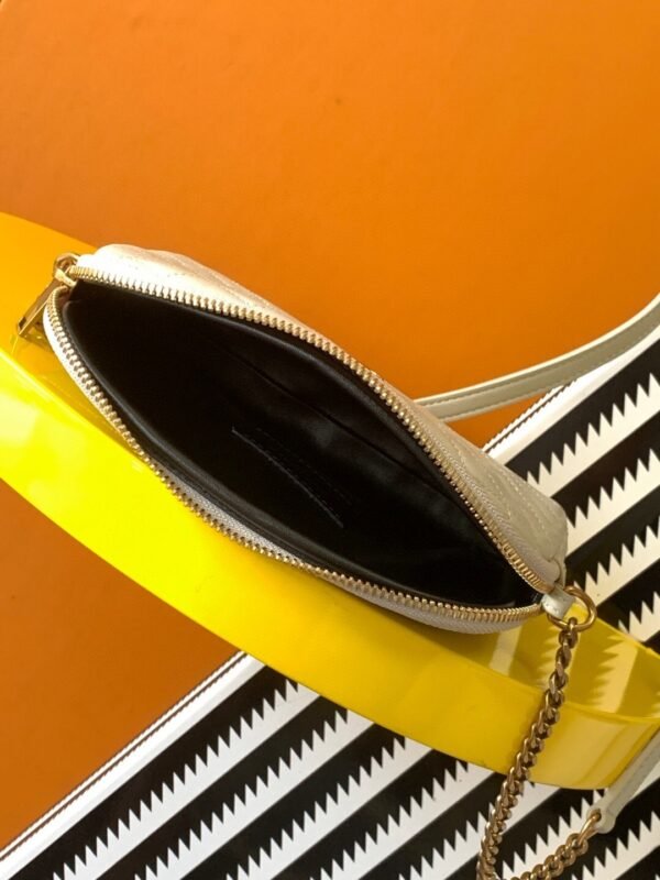 GABY ZIPPERED POUCH IN LAMBSKIN